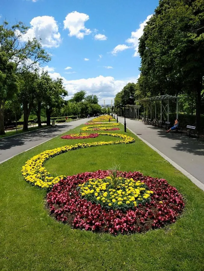 Luxury Versailles Apartments Center Opera Burgas