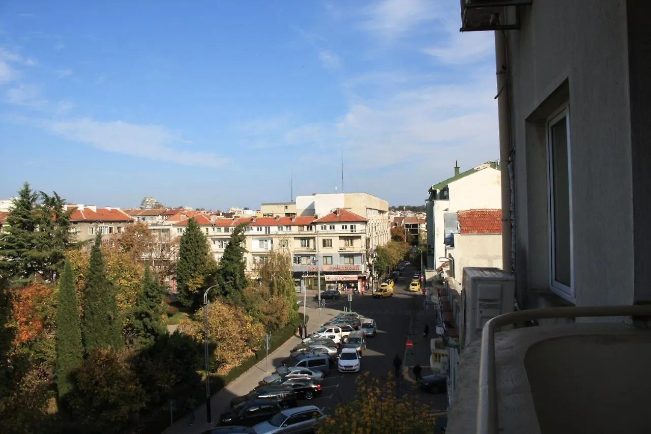 Luxury Versailles Apartments Center Opera Burgas